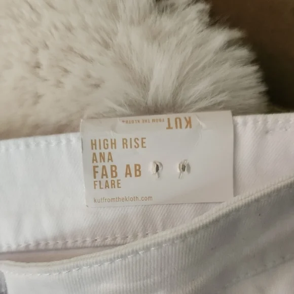 NWT Kut from the Kloth Women's High Rise Flare Leg White Jeans-Size 14 - Picture 3 of 6